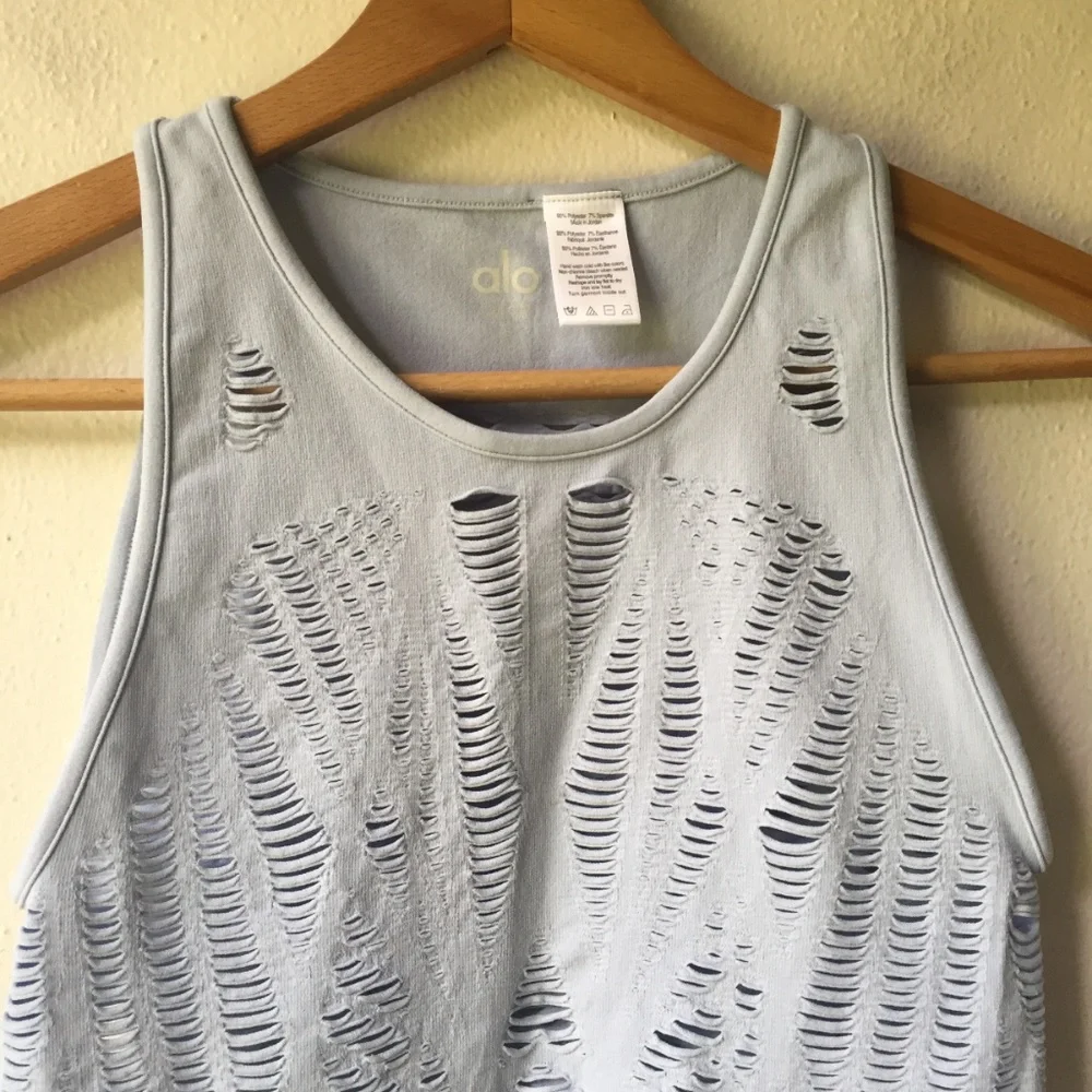 ALO Yoga Vixen Tank Top in Blue